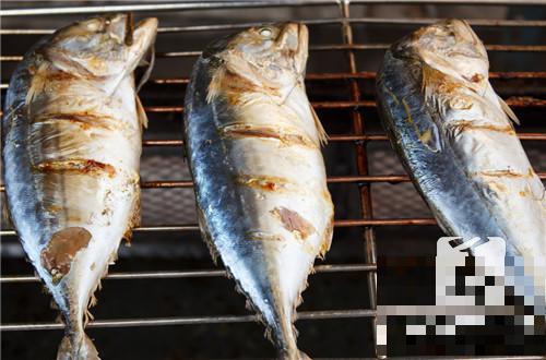 吃鱼五个“宝贝”千万别仍，含有超高胶原蛋白