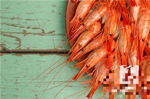 大龙虾虾头可以吃吗？