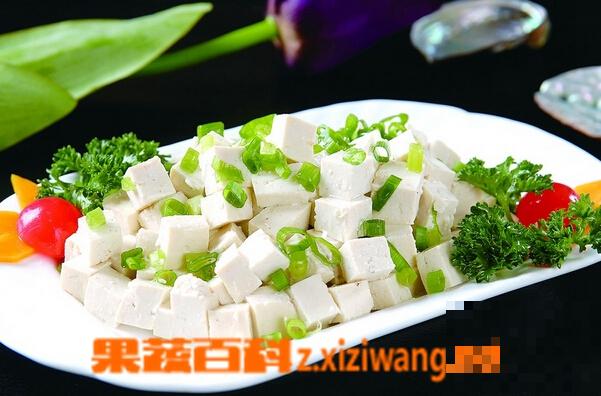 家常小葱拌豆腐的材料和做法