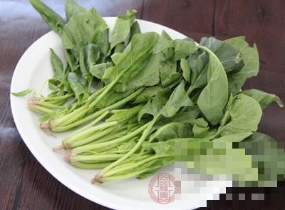 这4种菜没有煮熟不要吃 以免引起中毒