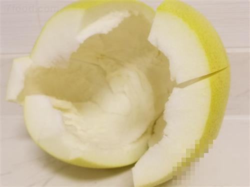 柚子皮的功效与作用 柚皮糖的做法介绍