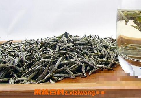 白茶和毛尖的区别 白茶和毛尖的泡茶水温