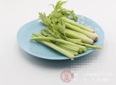 芹菜怎么吃 创意吃法你见过吗