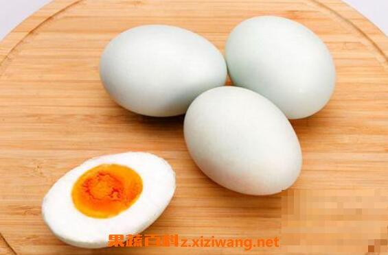 鸡蛋过敏症状有哪些 鸡蛋过敏怎么办