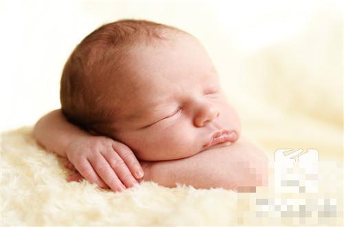 宝宝出生大多有黄疸，六个因素父母要早知道