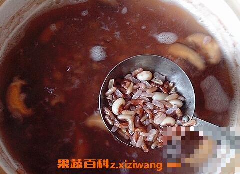 红豆眉豆粥有什么作用 喝红豆眉豆粥的功效和好处