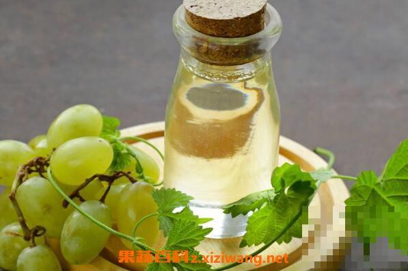 葡萄籽油的功效与作用 葡萄籽油的食用方法
