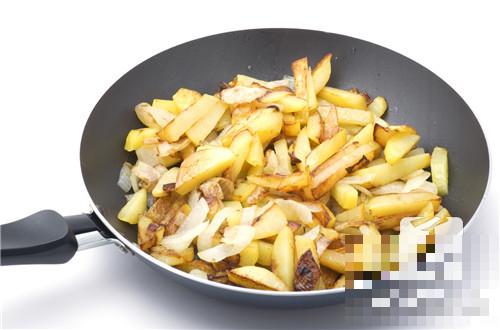 土豆焖饭怎么做好吃