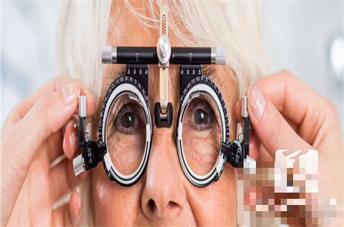做手术可以治疗近视吗？