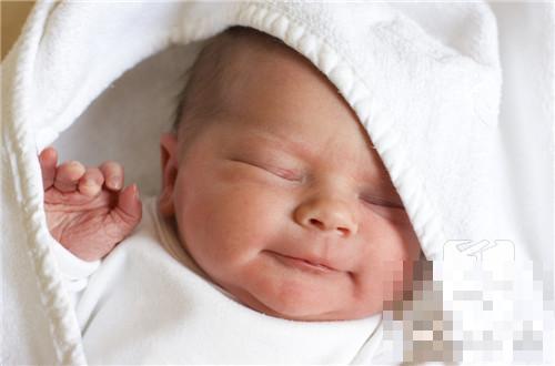 新生儿能用红霉素眼膏吗
