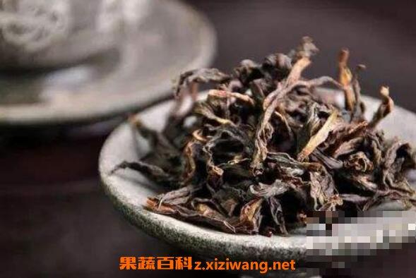 陈年岩茶的功效与作用 喝陈年岩茶的好处