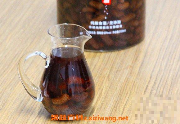 黑桑葚泡酒的功效与作用