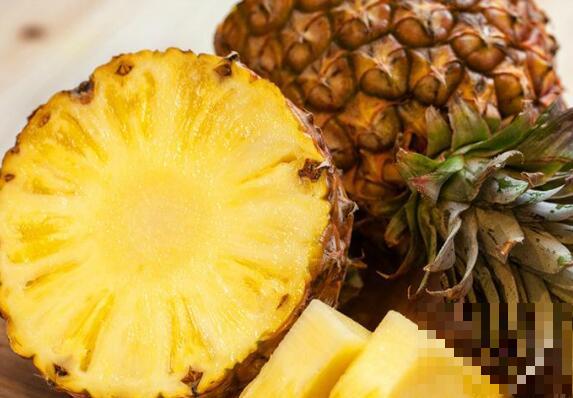 金菠萝与普通菠萝的区别 吃菠萝的好处