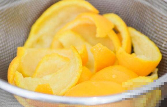 新鲜橙子皮煮水的功效与作用
