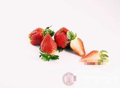 草莓酱的做法 自制草莓酱本去如斯简朴
