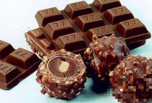 吃巧克力的好处有哪些 吃巧克力的坏处