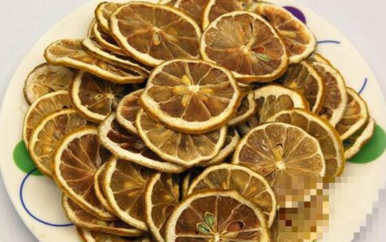 干柠檬片怎么制作 自制干柠檬片方法教程
